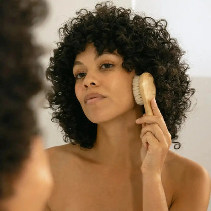 Facial Dry Brush